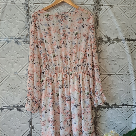 PLUS SIZE FLORAL PRINT FLOUNCE SLEEVE RUFFLE DRESS NWOT SIZE 4X - Picture 14 of 15